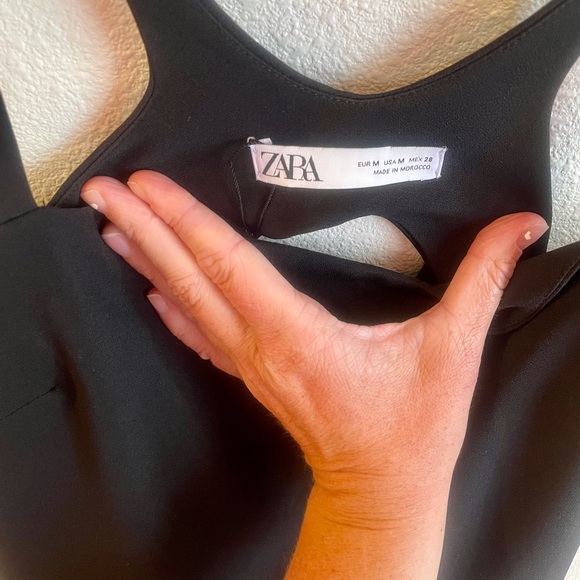 ❗️moving sale❗️NWT Zara strapped mini black dress 🖤 - Picture 5 of 9